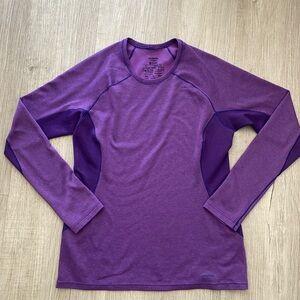 Patagonia Colorblock Purple Crew Neck Capilene 3 Midweight Base Layer - Size S